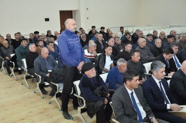 Biləsuvar Rayon İcra Hakimiyyətinin başçısı Faiq Qürbətov 24 fevral 2026-cı il tarixdə rayonun Nəsimi kənd sakinləri ilə səyyar qəbul keçirdi.
