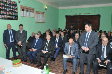 Biləsuvar Rayon İcra Hakimiyyətinin başçısı Faiq Qürbətov 11 mart 2026-cı il tarixdə rayonun Nərimankənd kənd sakinləri ilə səyyar qəbul keçirdi.