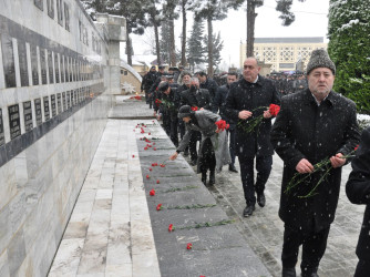 Biləsuvarda 20 Yanvar şəhidlərinin xatirəsi anılıb.