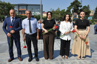 Bu gün Ulu Öndər Heydər Əliyevin Azərbaycanda ilk dəfə siyasi hakimiyyətə gəlişindən 57 il ötür.