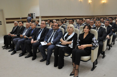 Biləsuvarda “Haqqın 44 günü” adlı teatr tamaşası nümayiş olunub.