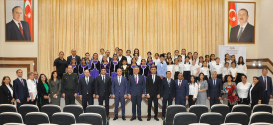 Azərbaycan musiqi mədəniyyətinin banisi, görkəmli bəstəkar və ictimai xadim Üzeyir Hacıbəyovun 140 illiyi münasibətilə “Üzeyir dühası” adlı konsert proqramı təşkil olundu.