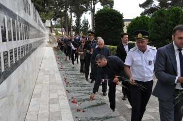 Biləsuvarda 27 sentyabr- Anım günü ilə əlaqədar şəhidlərimizin əziz xatirəsi yad edilib.