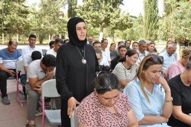 Biləsuvar Rayon İcra Hakimiyyətinin  başçısı Faiq Qürbətov sentyabr ayının 5-də Əliabad  kəndində səyyar qəbul keçirdi.