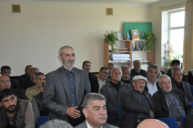 Biləsuvar Rayon İcra Hakimiyyətinin başçısı Faiq Qürbətov 02 aprel 2026-cı il tarixdə rayonun İsmətli kənd sakinləri ilə səyyar qəbul keçirdi