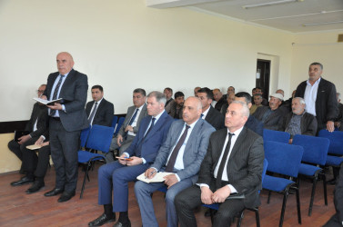 Biləsuvar Rayon İcra Hakimiyyətinin başçısı Faiq Qürbətov 02 aprel 2026-cı il tarixdə rayonun İsmətli kənd sakinləri ilə səyyar qəbul keçirdi