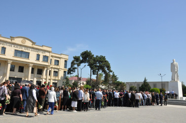 Biləsuvarda Ulu Öndər Heydər Əliyevin anadan olmasının 102-ci ildönümü qeyd olunub.