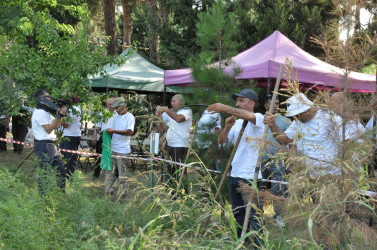 Biləsuvarda 2-ci “İti dəryaz” otbiçmə yarışı keçirilib.