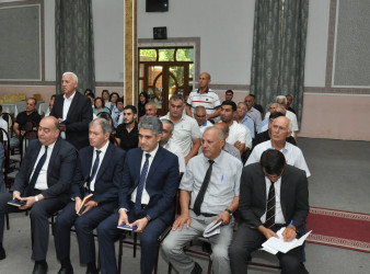 Biləsuvar Rayon İcra Hakimiyyətinin başçısı Faiq Qürbətov 23 iyun 2026-cı il tarixdə səyyar qəbulu Bağbanlar kənd sakinləri ilə keçirdi.