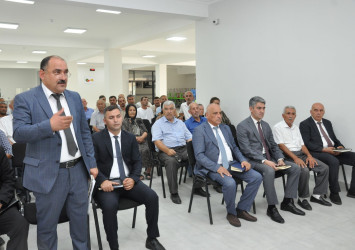 Biləsuvar Rayon İcra Hakimiyyətinin başçısı Faiq Qürbətov 15 iyul tarixdə növbəti səyyar qəbulu Bəydili kənd sakinləri ilə keçirdi.