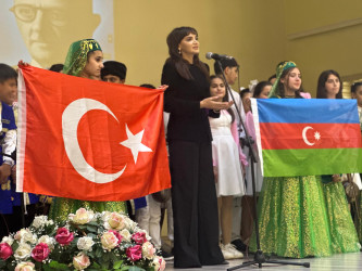 Biləsuvar rayonunda Üzeyir Hacıbəylinin anadan olmasının 140-cı ildönümünə həsr edilən "Üzeyir dühası" adlı konserti keçirilib.