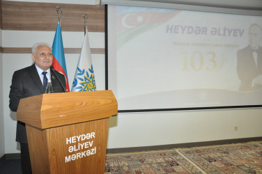 Biləsuvar rayonunda “Heydər Əliyev-Müasir Azərbaycanın Memarı” mövzusunda konfrans keçirilib.