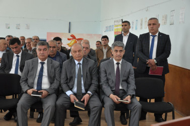 Biləsuvar Rayon İcra Hakimiyyətinin başçısı Faiq Qürbətov 12 may 2026-cı il tarixdə rayonun Xırmandalı kənd sakinləri ilə səyyar qəbul keçirdi.
