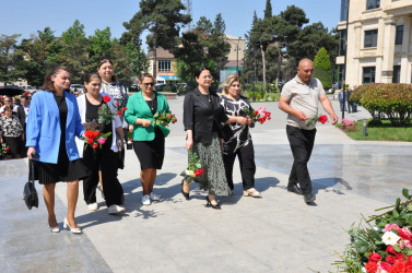 Biləsuvarda Ulu Öndər Heydər Əliyevin anadan olmasının 102-ci ildönümü qeyd olunub.