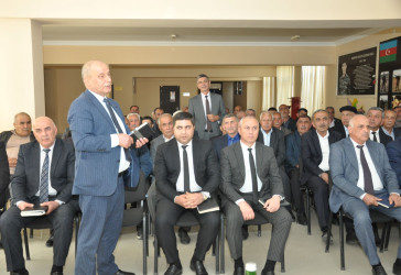 Biləsuvar Rayon İcra Hakimiyyətinin başçısı Faiq Qürbətov 7 may 2026-cı il tarixdə rayonun Əsgərabad kənd sakinləri ilə səyyar qəbul keçirdi.