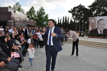 Biləsuvarda Ulu Öndər Heydər Əliyevin anadan olmasının 100 illiyinə həsr olunmuş konsert proqramı təşkil edildi.
