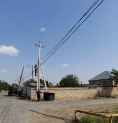 Biləsuvar rayonunda 3 kəndin elektrik şəbəkəsi yenidən qurulur.