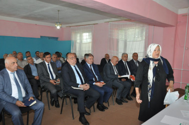 Biləsuvar Rayon İcra Hakimiyyətinin başçısı Faiq Qürbətov 03 iyun 2026-cı il tarixdə rayonun Dərvişli kənd sakinləri ilə səyyar qəbul keçirdi.