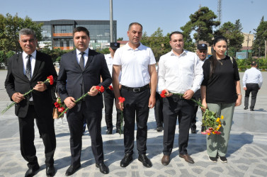 Bu gün Ulu Öndər Heydər Əliyevin Azərbaycanda ilk dəfə siyasi hakimiyyətə gəlişindən 57 il ötür.