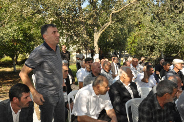 Biləsuvar Rayon İcra Hakimiyyətinin  başçısı Faiq Qürbətov sentyabr ayının 25-də Bəydili  kəndində səyyar qəbul keçirdi.