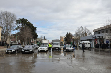 20 Yanvar şəhidlərinin xatirəsi bir dəqiqəlik sükutla yad edilib.