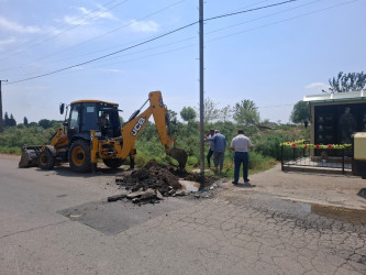 Biləsuvar Rayon İcra Hakimiyyətinin başçısı Faiq Qürbətovun kəndlərdə keçirdiyi səyyar qəbullar zamanı vətəndaşlar tərəfindən qaldırılan məsələlərin icrası davam etdirilir.