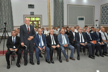 Biləsuvar Rayon İcra Hakimiyyətinin başçısı Faiq Qürbətov 23 iyun 2026-cı il tarixdə səyyar qəbulu Bağbanlar kənd sakinləri ilə keçirdi.