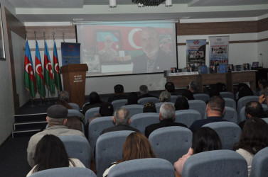 Biləsuvarda "44 Gün - Tarixi Zəfər" kitabının III və IV cildlərinin təqdimatı keçirilib.