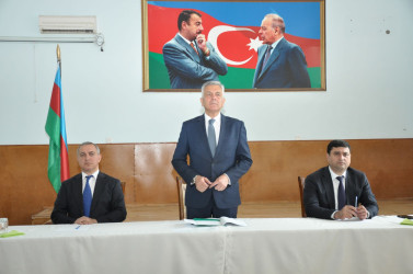 Biləsuvar Rayon İcra Hakimiyyətinin başçısı Faiq Qürbətov 12 may 2026-cı il tarixdə rayonun Xırmandalı kənd sakinləri ilə səyyar qəbul keçirdi.