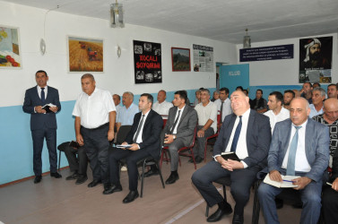 Biləsuvar Rayon İcra Hakimiyyətinin başçısı Faiq Qürbətov 5 avqust tarixindənövbəti səyyar qəbulu Yuxrı Cürəli kənd sakinləri ilə keçirdi.