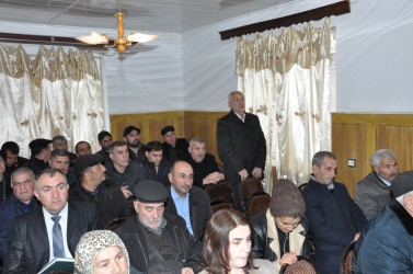 Biləsuvar Rayon İcra Hakimiyyətinin başçısı Faiq Qürbətov 14 yanvar 2026-cı il tarixdə rayonun Çinarlı və Aranlı kənd sakinləri ilə səyyar qəbul keçirdi.