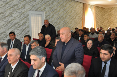 Biləsuvar Rayon İcra Hakimiyyətinin başçısı Faiq Qürbətov 4 mart 2026-cı il tarixdə rayonun Günəşli kənd sakinləri ilə səyyar qəbul keçirdi.