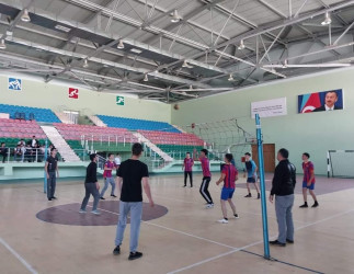 Biləsuvarda voleybol üzrə rayon birinciliyinə start verilib