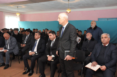 Biləsuvar Rayon İcra Hakimiyyətinin başçısı Faiq Qürbətov 17 dekabr 2025-ci il tarixdə rayonun Dərvişli kənd sakinləri ilə səyyar qəbul keçirdi.