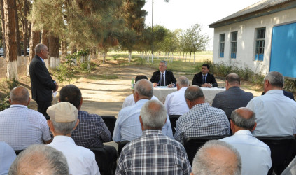 Biləsuvar Rayon İcra Hakimiyyətinin  başçısı Faiq Qürbətov sentyabr ayının 11-də Bağbanlar  kəndində səyyar qəbul keçirdi.