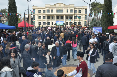 Biləsuvarda Novruz bayramı təntənə ilə qeyd olundu.