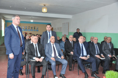 Biləsuvar Rayon İcra Hakimiyyətinin başçısı Faiq Qürbətov 18 mart 2026-cı il tarixdə rayonun Səmədabad kənd sakinləri ilə səyyar qəbul keçirdi.