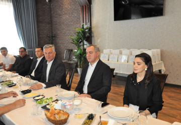 Milli mətbuatın yaranmasının 150 illiyi qeyd olunub.