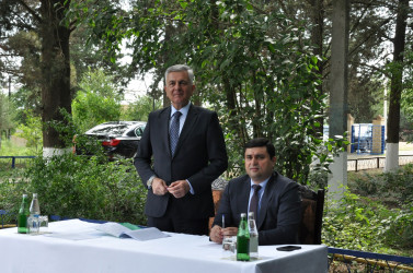Biləsuvar Rayon İcra Hakimiyyətinin başçısı Faiq Qürbətov 8 iyul 2026-cı il tarixdə rayonun Təzəkənd kənd sakinləri ilə səyyar qəbul keçirdi.