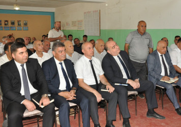 Biləsuvar Rayon İcra Hakimiyyətinin başçısı Faiq Qürbətov 12 avqust 2026-cı il tarixində növbəti səyyar qəbulu Səmədabad kənd sakinləri ilə keçirdi.