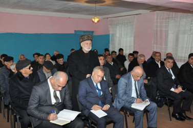 Biləsuvar Rayon İcra Hakimiyyətinin başçısı Faiq Qürbətov 17 dekabr 2025-ci il tarixdə rayonun Dərvişli kənd sakinləri ilə səyyar qəbul keçirdi.