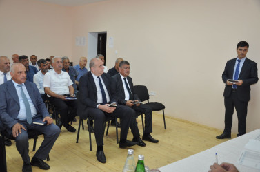 Biləsuvar Rayon İcra Hakimiyyətinin başçısı Faiq Qürbətov 22 iyul tarixindənövbəti səyyar qəbulu Zəhmətabad kənd sakinləri ilə keçirdi.