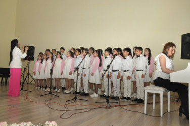 Biləsuvar rayonunda Üzeyir Hacıbəylinin anadan olmasının 140-cı ildönümünə həsr edilən "Üzeyir dühası" adlı konserti keçirilib.