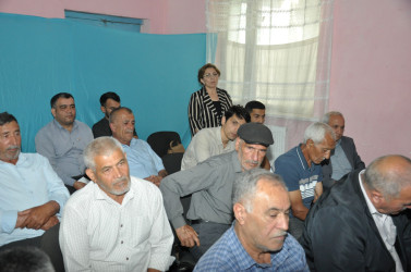 Biləsuvar Rayon İcra Hakimiyyətinin başçısı Faiq Qürbətov 03 iyun 2026-cı il tarixdə rayonun Dərvişli kənd sakinləri ilə səyyar qəbul keçirdi.