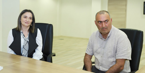 Mürsəl İbrahimov Biləsuvarda vətəndaşların problemlərini dinlədi