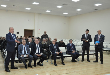 Biləsuvar Rayon İcra Hakimiyyətinin başçısı Faiq Qürbətov 24 fevral 2026-cı il tarixdə rayonun Nəsimi kənd sakinləri ilə səyyar qəbul keçirdi.