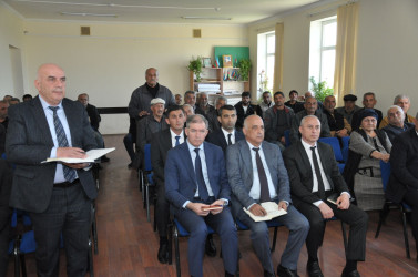 Biləsuvar Rayon İcra Hakimiyyətinin başçısı Faiq Qürbətov 02 aprel 2026-cı il tarixdə rayonun İsmətli kənd sakinləri ilə səyyar qəbul keçirdi