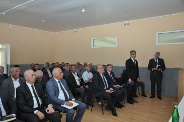 Biləsuvar Rayon İcra Hakimiyyətinin başçısı Faiq Qürbətov 14 may 2026-cı il tarixdə rayonun Ağayrı kənd sakinləri ilə səyyar qəbul keçirdi.