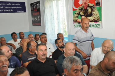 Biləsuvar Rayon İcra Hakimiyyətinin başçısı Faiq Qürbətov 5 avqust tarixindənövbəti səyyar qəbulu Yuxrı Cürəli kənd sakinləri ilə keçirdi.