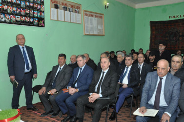 Biləsuvar Rayon İcra Hakimiyyətinin başçısı Faiq Qürbətov 11 mart 2026-cı il tarixdə rayonun Nərimankənd kənd sakinləri ilə səyyar qəbul keçirdi.